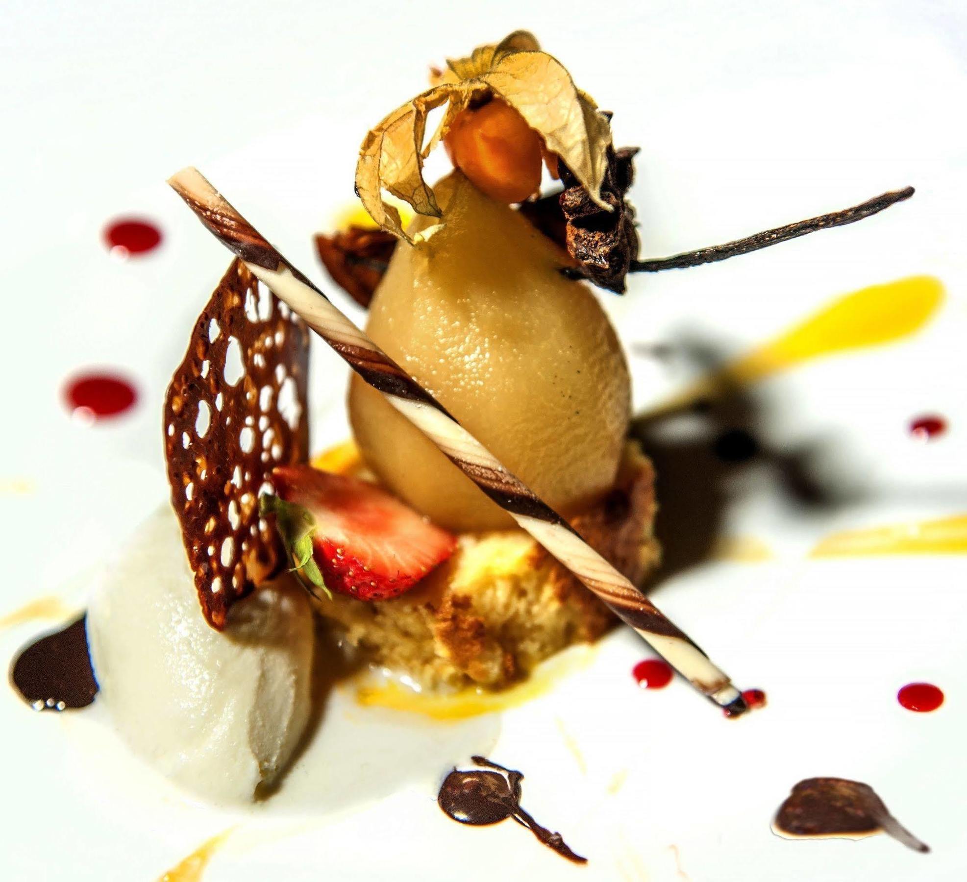 Hotel Restaurant De La Poste Et La Grange Detente, Espace Bien-Etre Châteauneuf-de-Randon Екстериор снимка